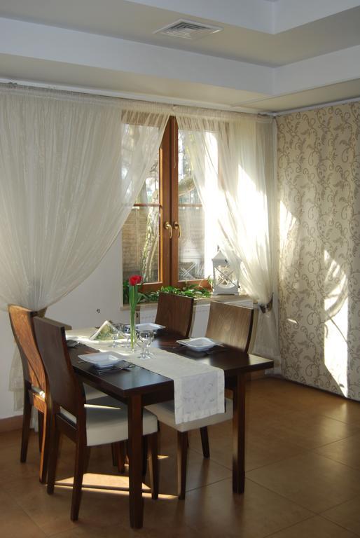Hotel Restauracja Cztery Pory Roku Orneta Esterno foto